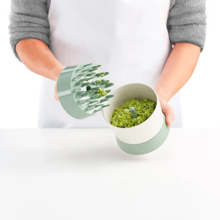 Hachoir manuel Veggie Ricer vert | Lekué - Vue 3