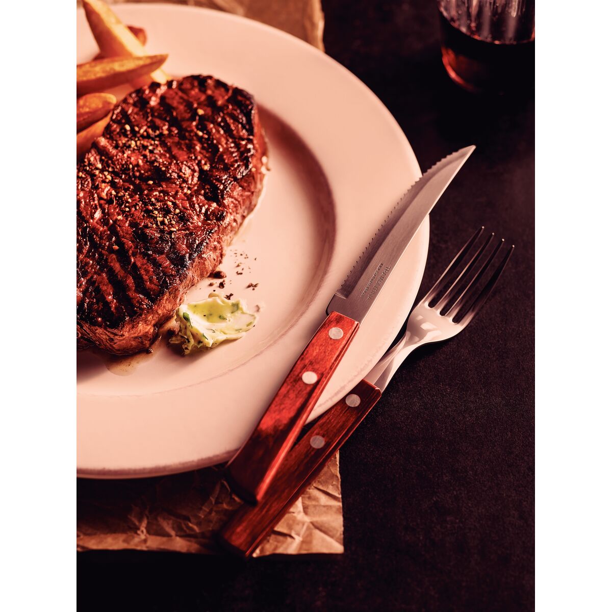 Couteau à steak 22cm Inox et bois rouge | Tramontina