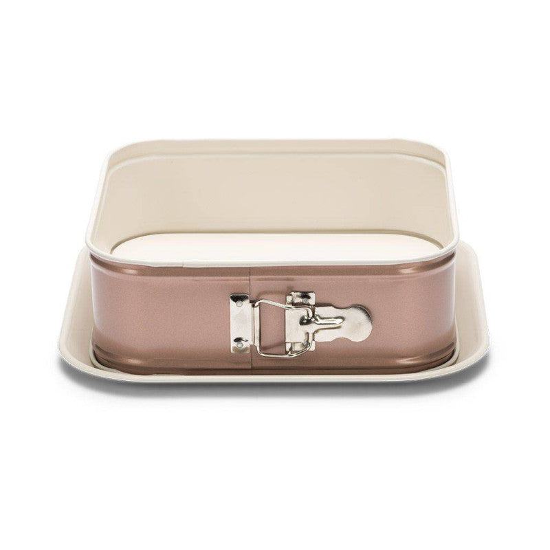 Moule à fond amovible carré 24cm | BIRKMANN